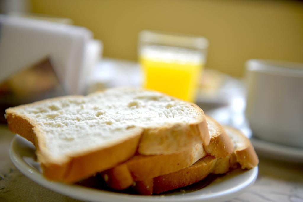 Hotel Lilian Puerto Iguazu Ngoại thất bức ảnh