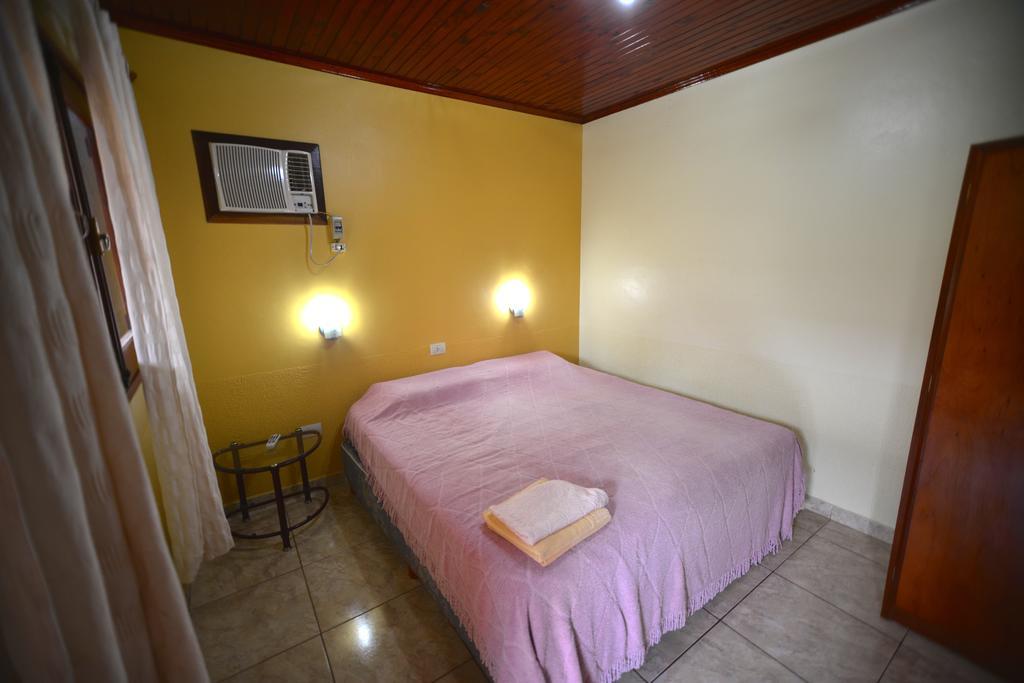 Hotel Lilian Puerto Iguazu Ngoại thất bức ảnh